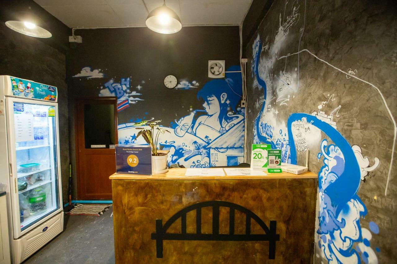 The Bridge Hostel バンコク都 エクステリア 写真