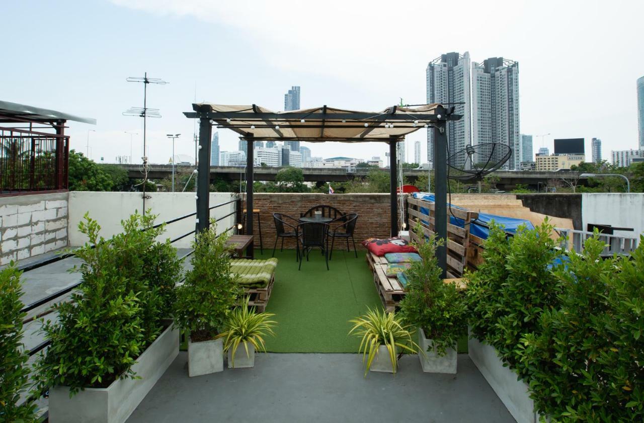 The Bridge Hostel バンコク都 エクステリア 写真