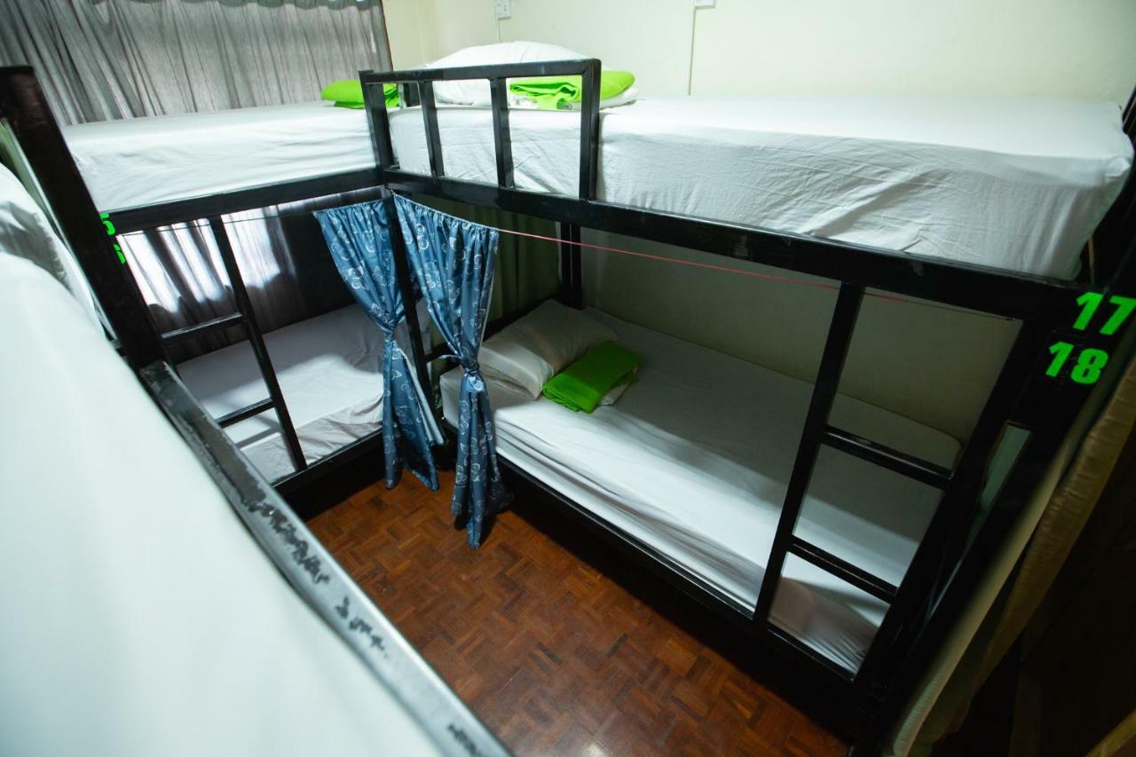 The Bridge Hostel バンコク都 エクステリア 写真
