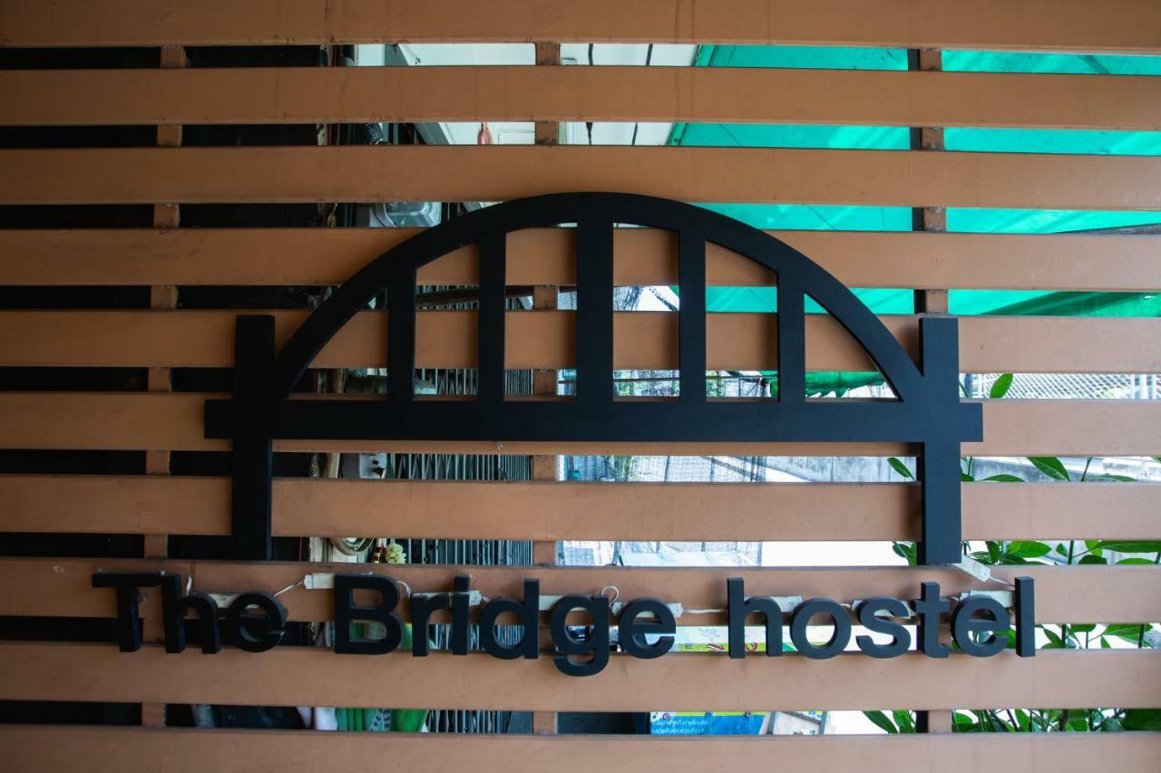 The Bridge Hostel バンコク都 エクステリア 写真