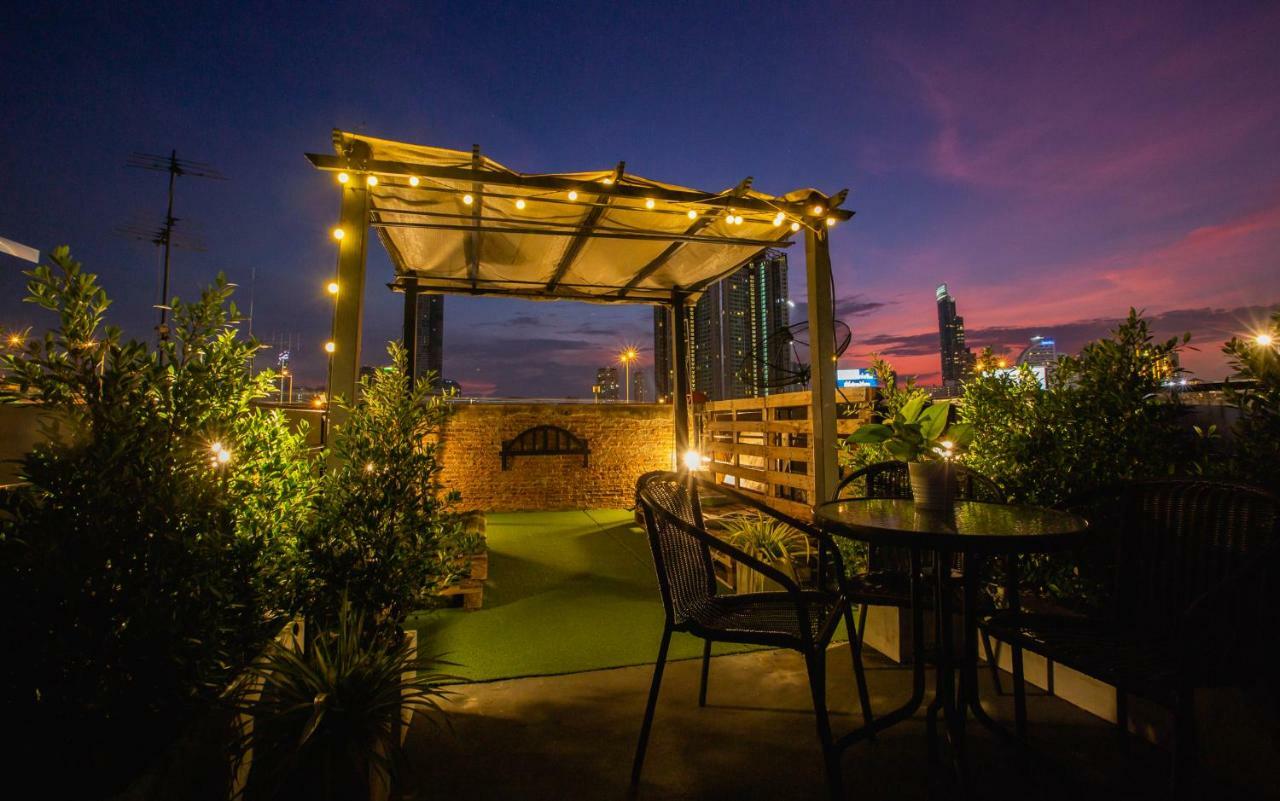 The Bridge Hostel バンコク都 エクステリア 写真