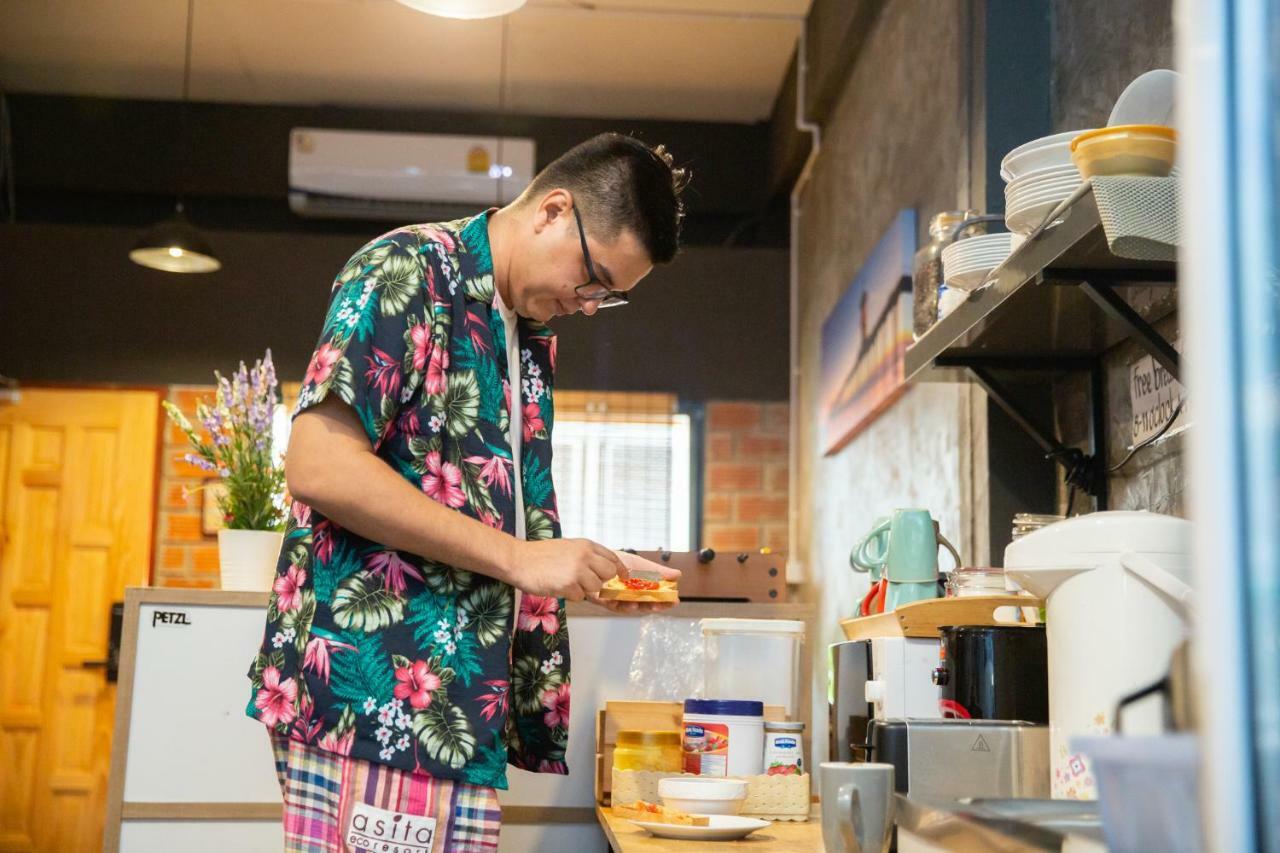 The Bridge Hostel バンコク都 エクステリア 写真
